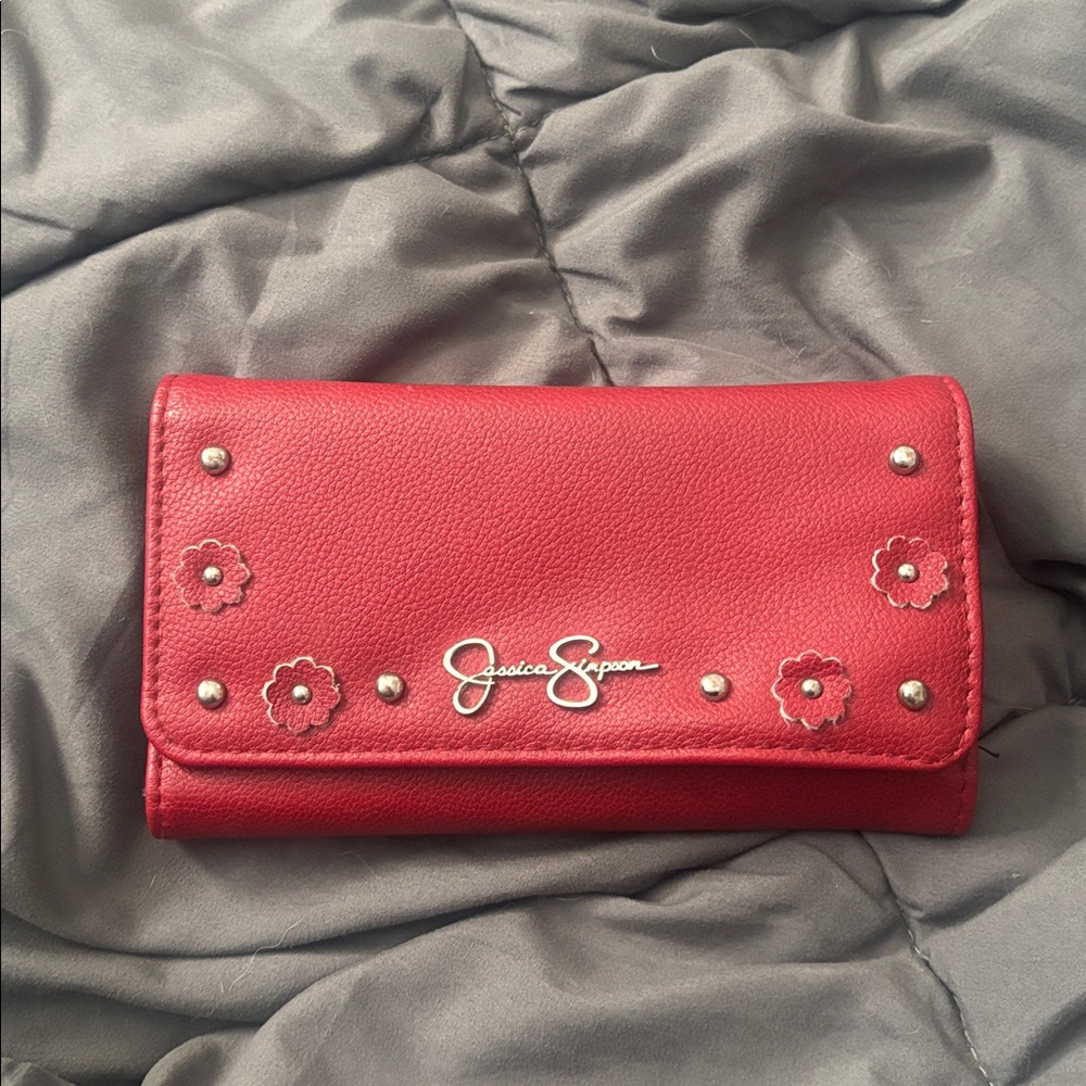 Jessica Simpson wallet